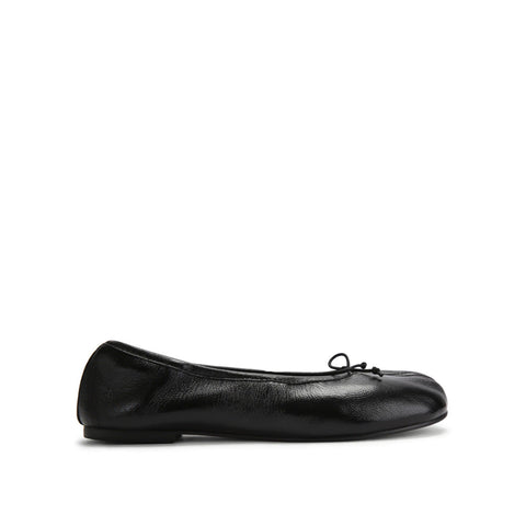 Carin Flat Shoe BLACK LEATHER